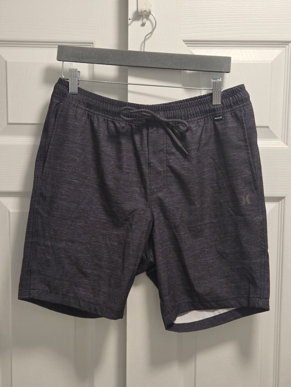 (5/$25) Hurley Men's Heathered Charcoal / Black Drawstring Hybrid Shorts - Small